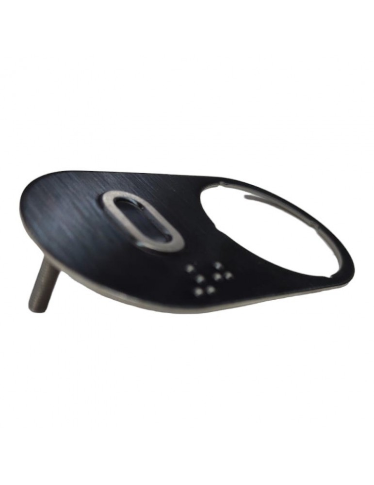 CBBN30B00_0 LABEL DMG BRUTUS BLACK 0