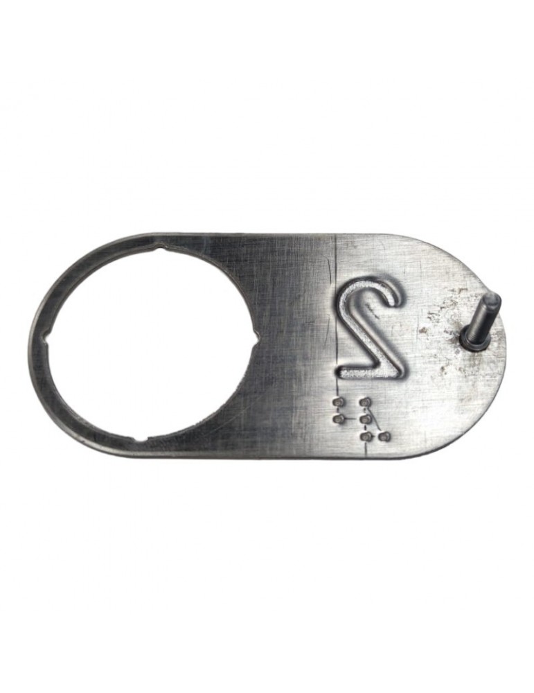 CBBN30B00_2  PLAQUE DMG BRUTUS BLACK 2