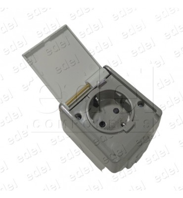 ENCHUFE DE SUPERFICIE ESTANCO CON TAPA