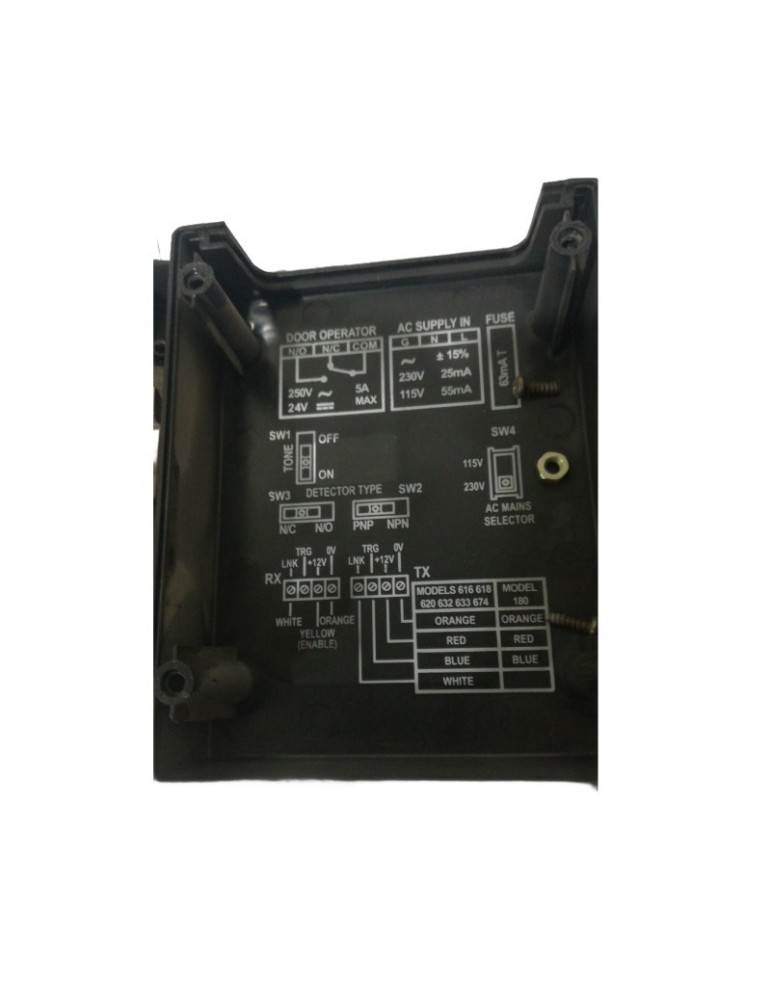 FUENTE ALIMENTACIÓN BARRERA MEMCO 220V/110VAC RELES Y ZUMBADOR